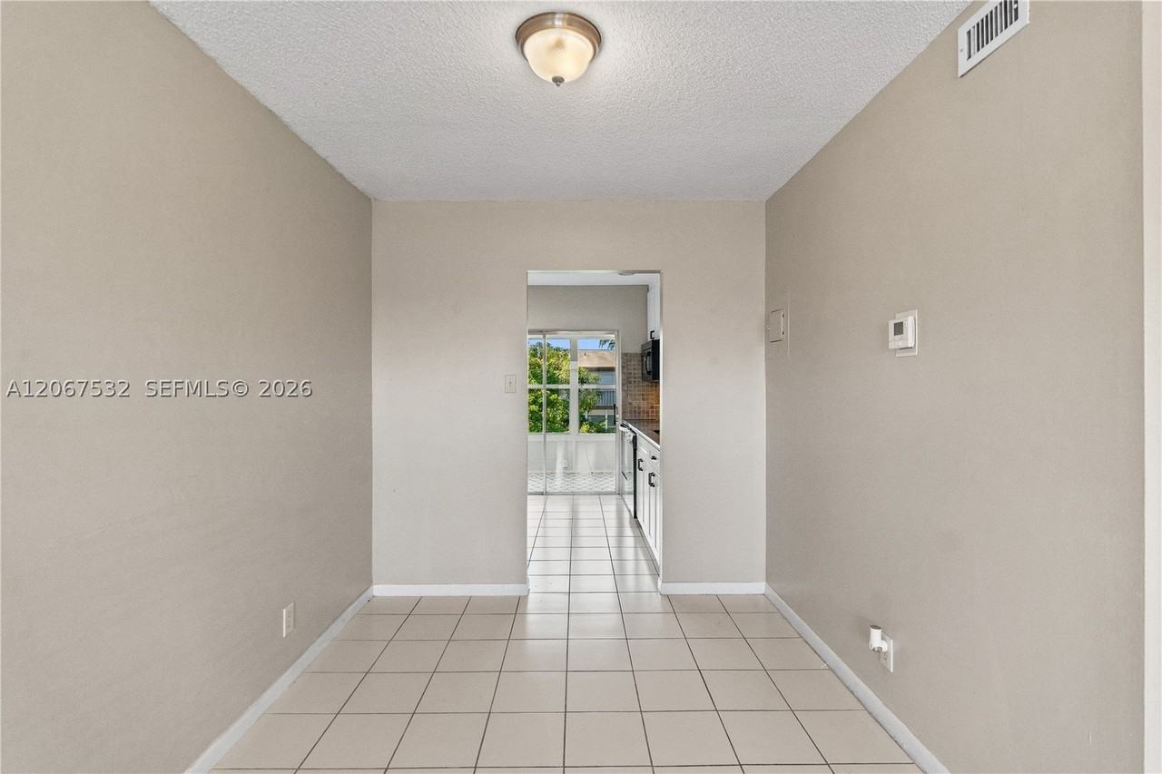 7305 Nw 5th Ct #204 - Photo 5 of 23