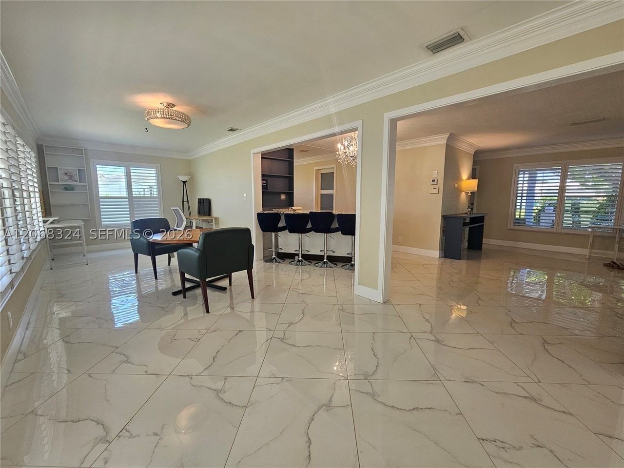 2661 Nw 4th Ave - Photo 4 of 31