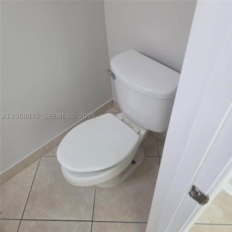 4730 Lago Vista Dr - Photo 7 of 33