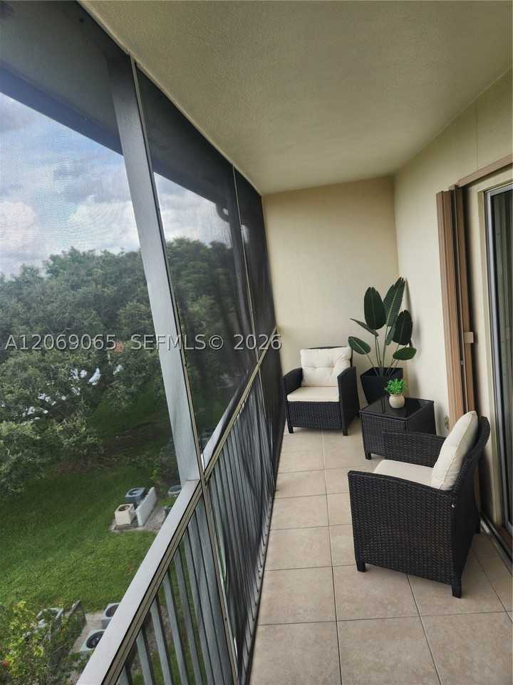 750 Sw 133rd Ter #403C - Photo 3 of 14