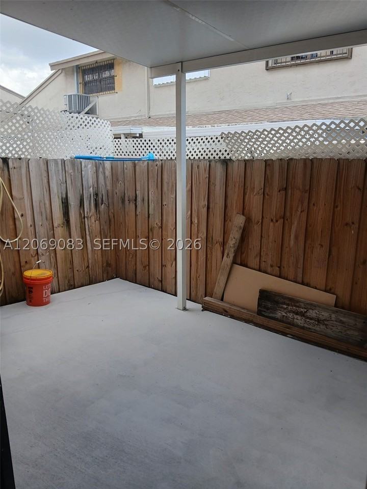 2409 W 52nd Pl #5-2 - Photo 6 of 20