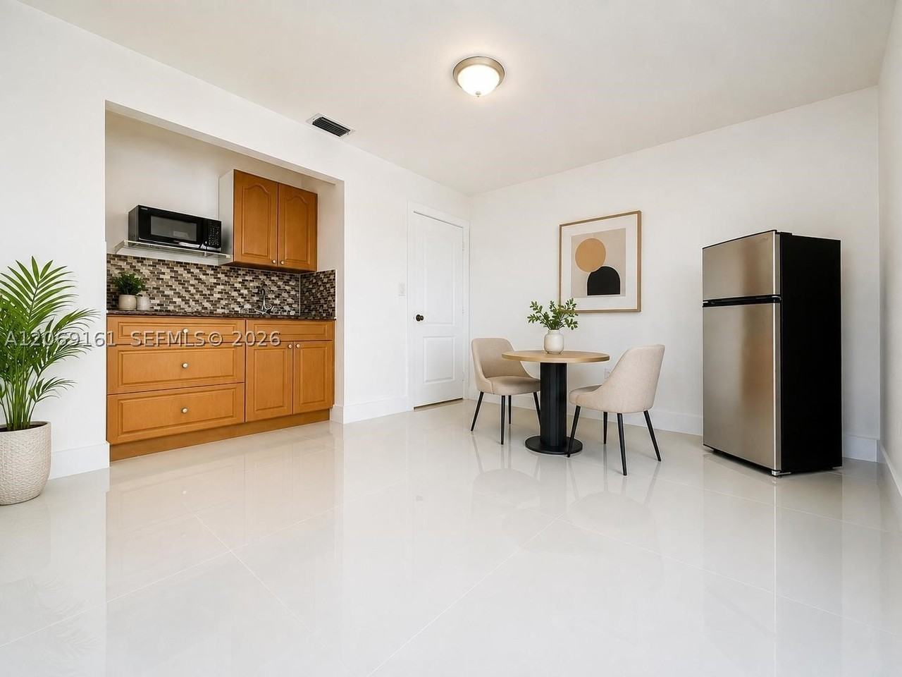 1063 Sw 142nd Ave #1063 - Photo 3 of 7