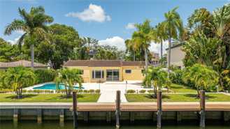 330 Coconut Isle Dr - Photo 1 of 1
