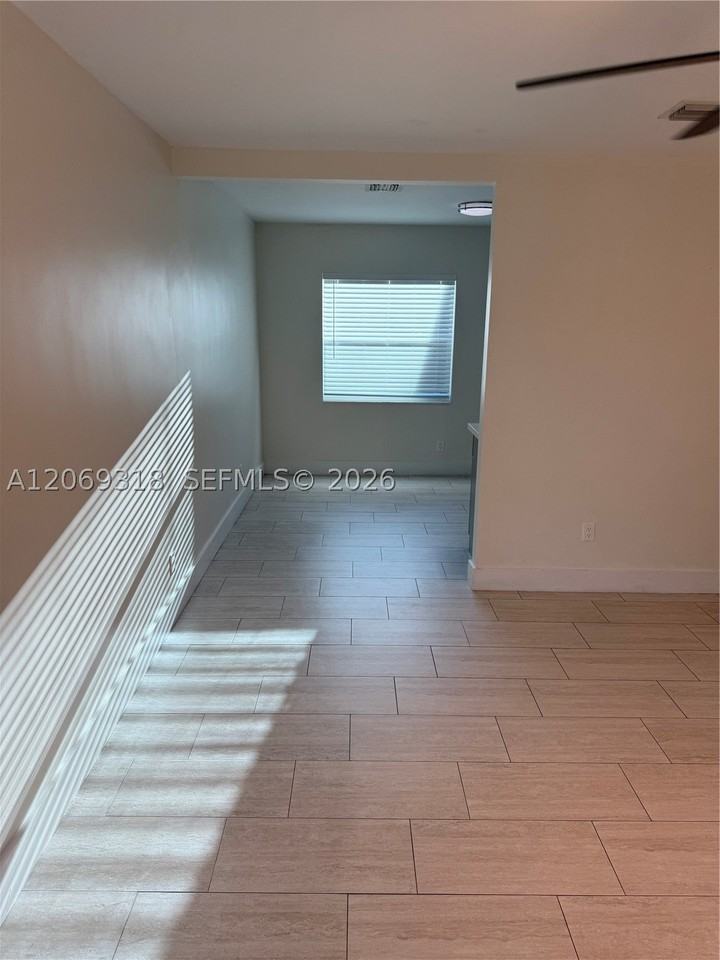 1844 Adams St #N - Photo 4 of 26