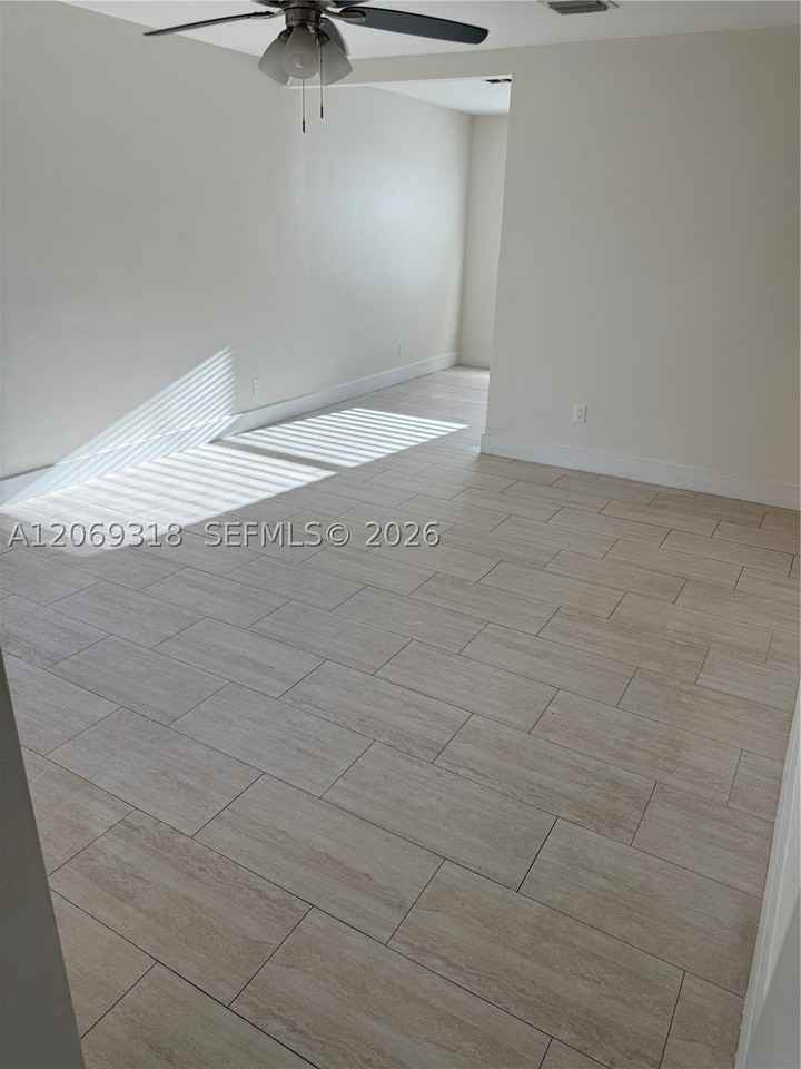 1844 Adams St #N - Photo 5 of 26