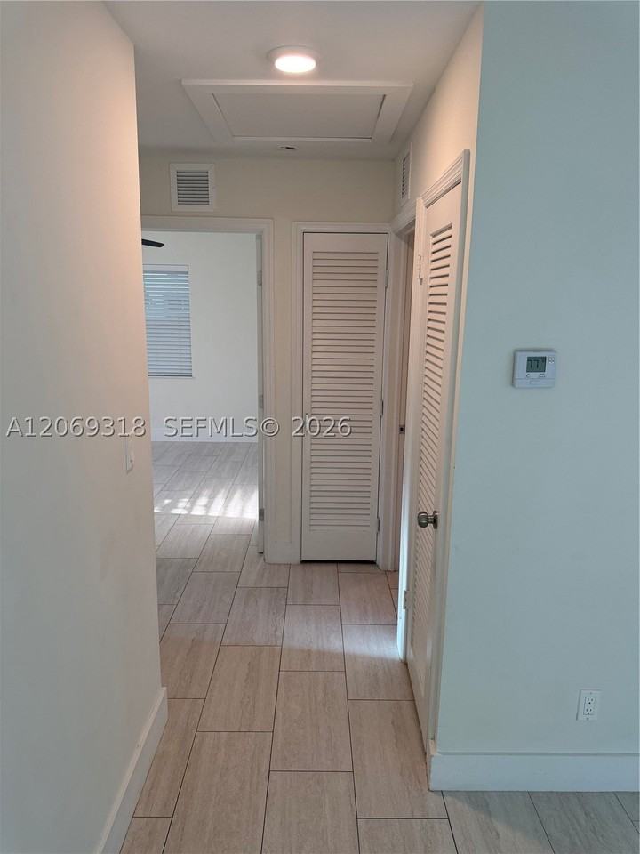 1844 Adams St #N - Photo 7 of 26