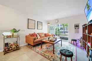 3304 Virginia St #2B - Photo 1 of 1