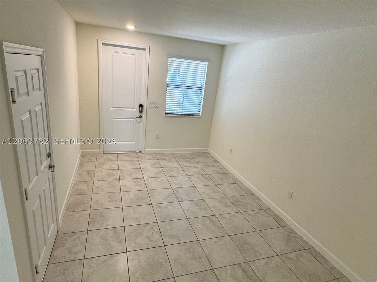 11424 Sw 252nd St - Photo 4 of 50