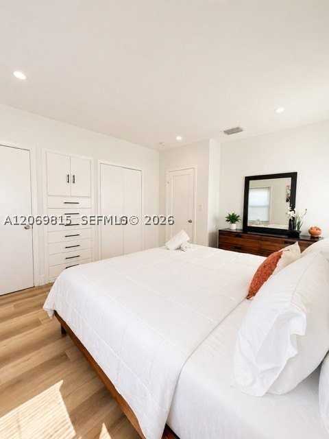 204 Sw 2nd Ave - Photo 4 of 24
