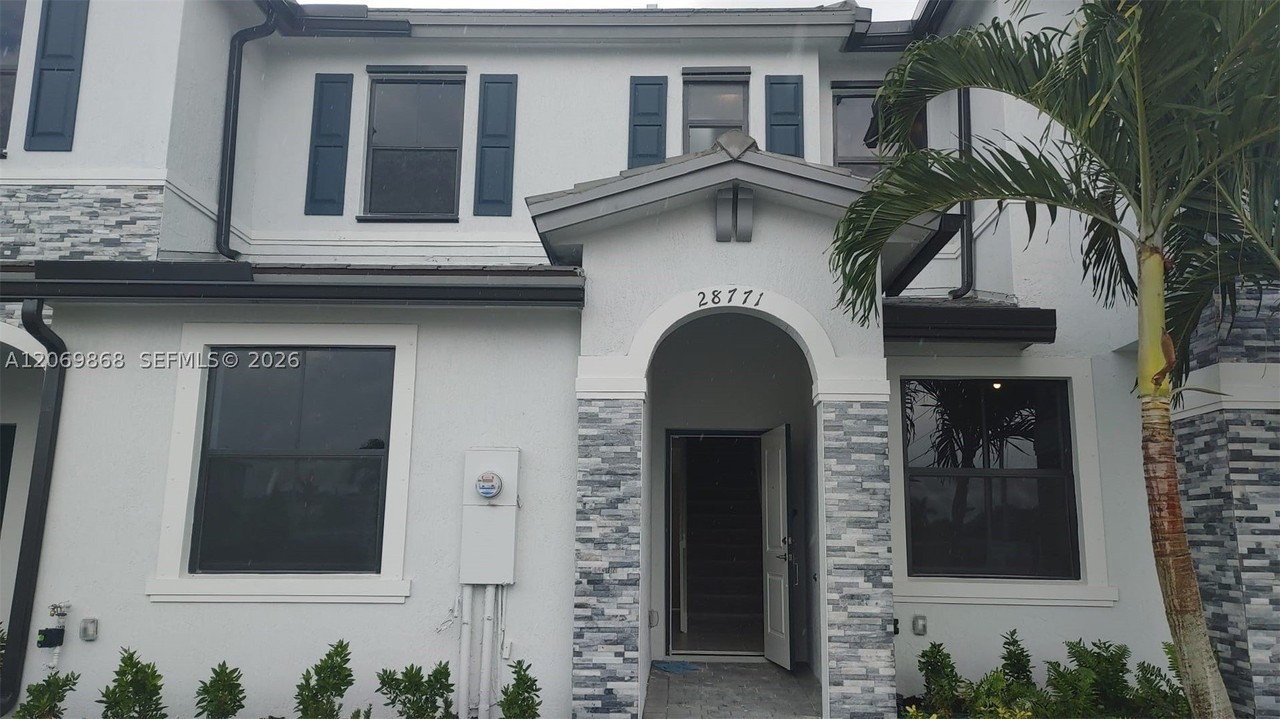28771 Sw 132nd Ct - Photo 2 of 31