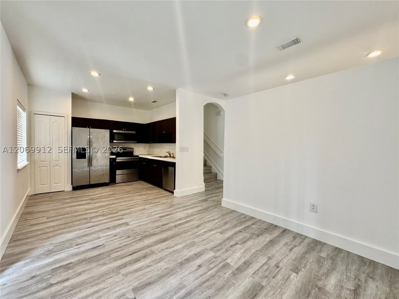 14333 Sw 125th Ct - Photo 3 of 18