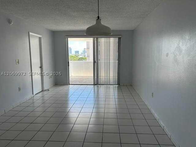 1331 Lincoln Rd #905 - Photo 3 of 14