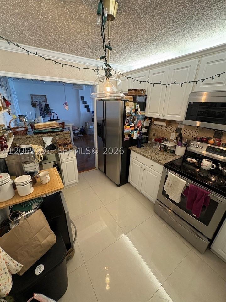 111 Golden Isles Dr #F2 - Photo 4 of 23