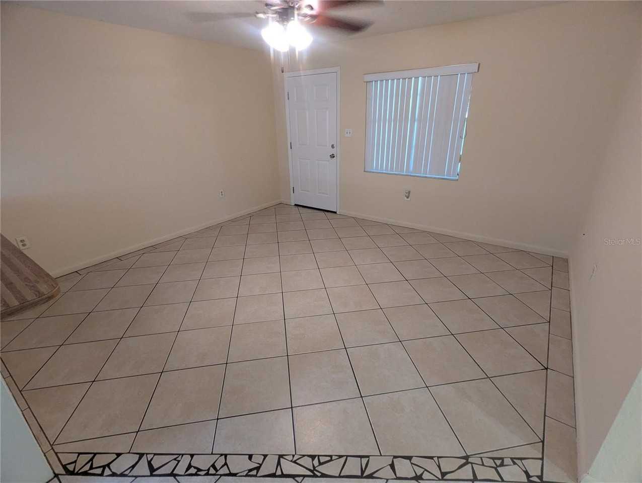 824 N Saint Clair Abrams Ave - Photo 3 of 24