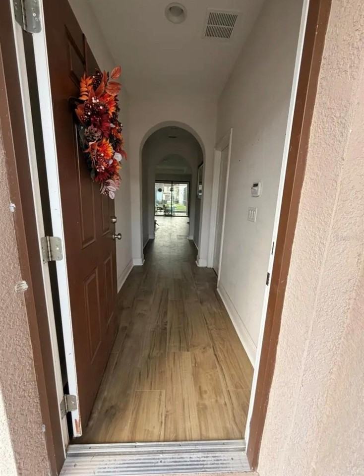 187 Brooke'S Pl - Photo 3 of 21