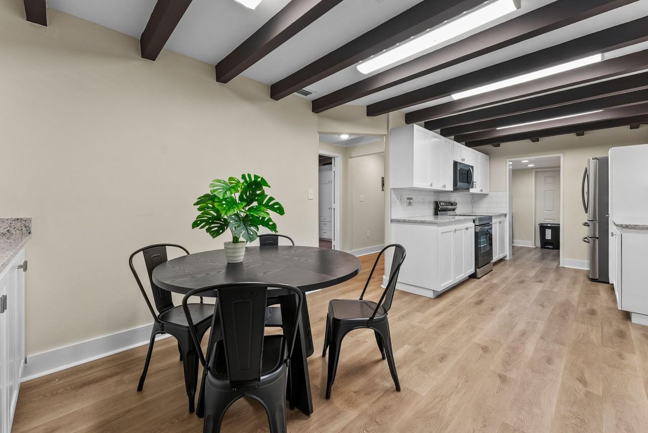Phillippi St - Photo 5 of 15