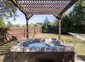 featured image of Bernardy Ln