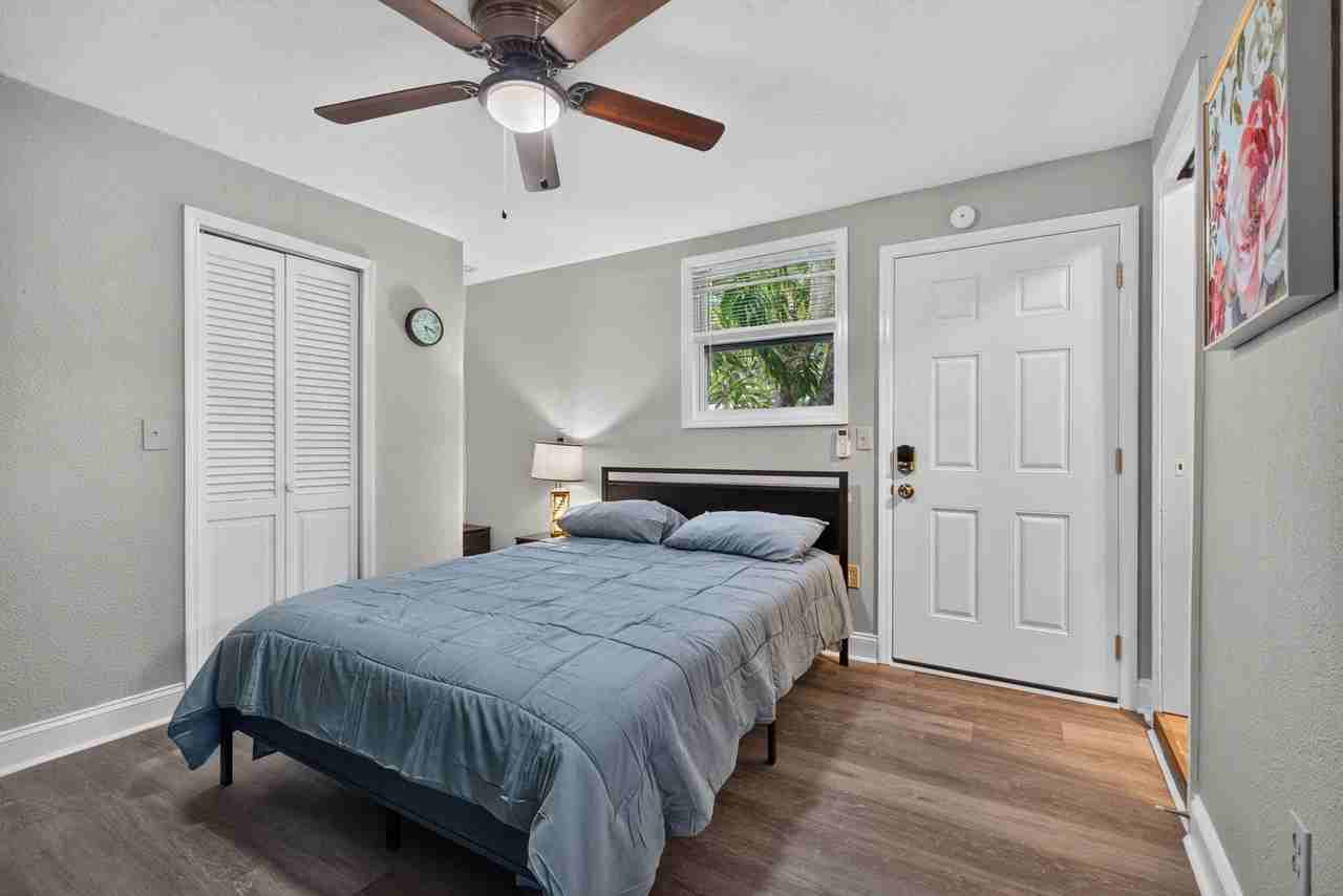 W Farwell Dr - Photo 3 of 9
