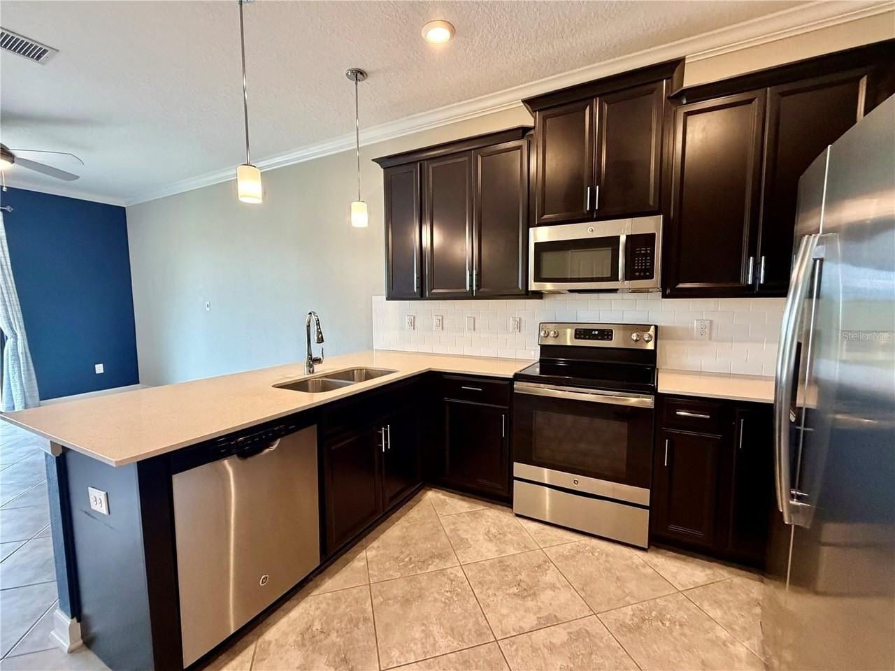 1344 Royal St George Blvd - Photo 7 of 27