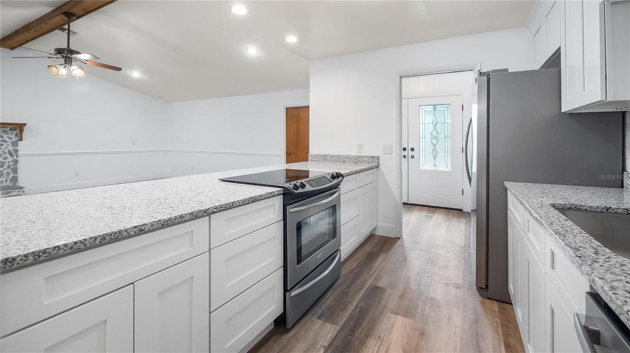 901 Cutler Rd - Photo 4 of 50