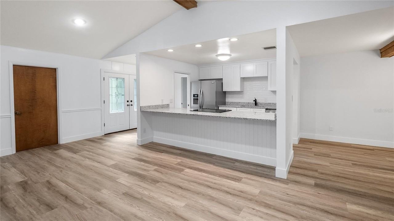 901 Cutler Rd - Photo 5 of 50
