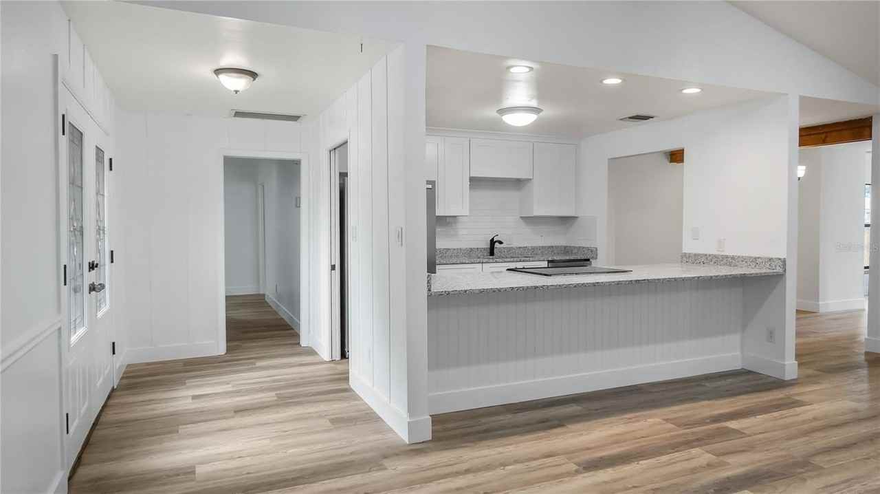 901 Cutler Rd - Photo 7 of 50