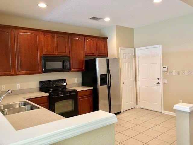 953 Rock Harbor Ave - Photo 6 of 50