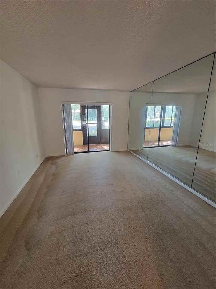 3401 E Fort King St #102 - Photo 4 of 9