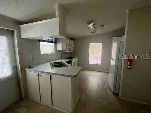 232 Nesbitt Park Ave - Photo 4 of 6