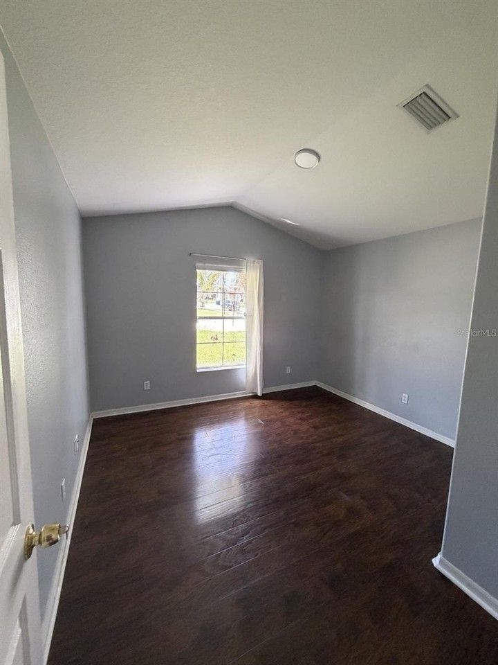 3035 Buckeye Pointe Dr - Photo 3 of 17