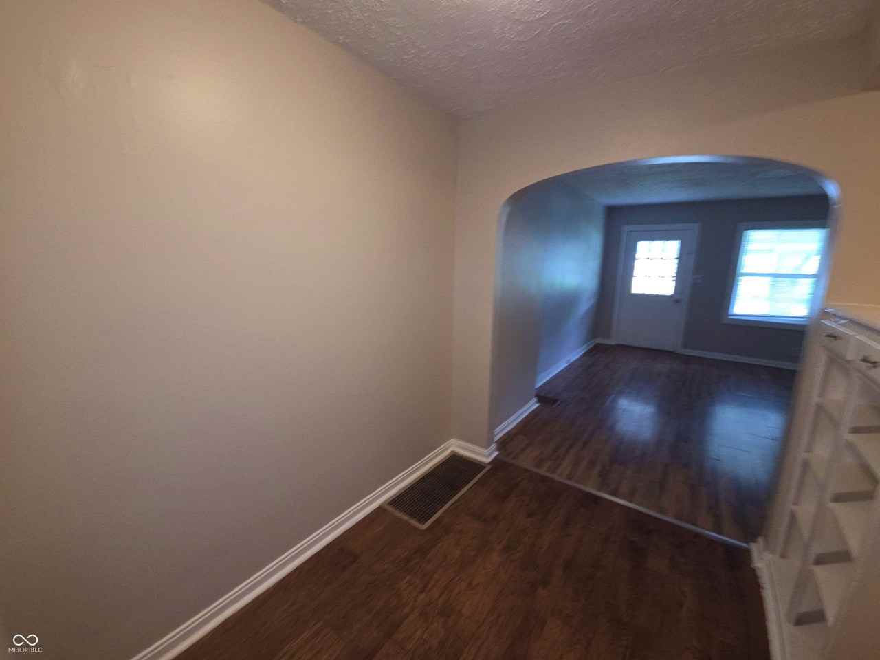 3754 Baltimore Ave - Photo 6 of 16