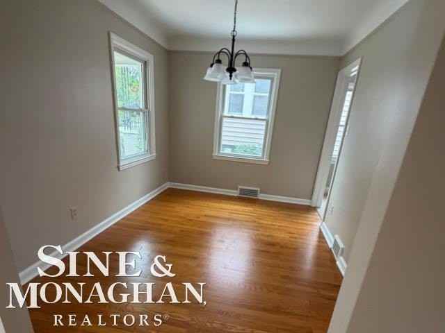 1555 Anita Ave - Photo 6 of 7