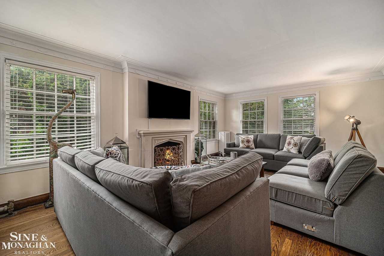 720 Trombley Rd #2ndFLUNIT - Photo 4 of 32