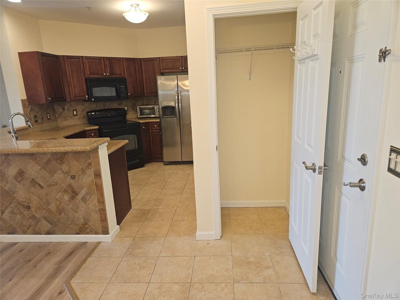 934 Tower Ridge Cir - Photo 7 of 36