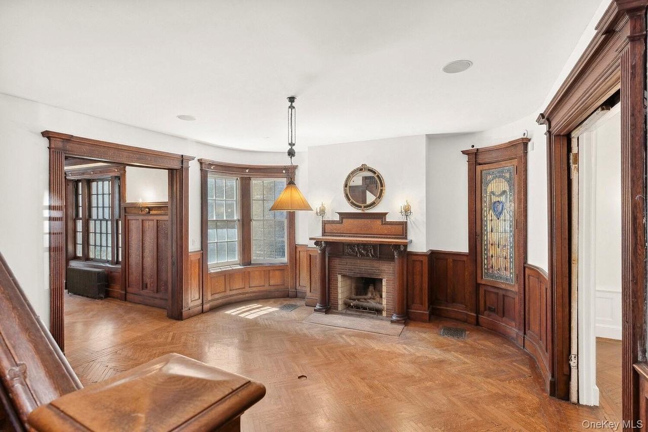51 Hamilton Ter - Photo 2 of 12