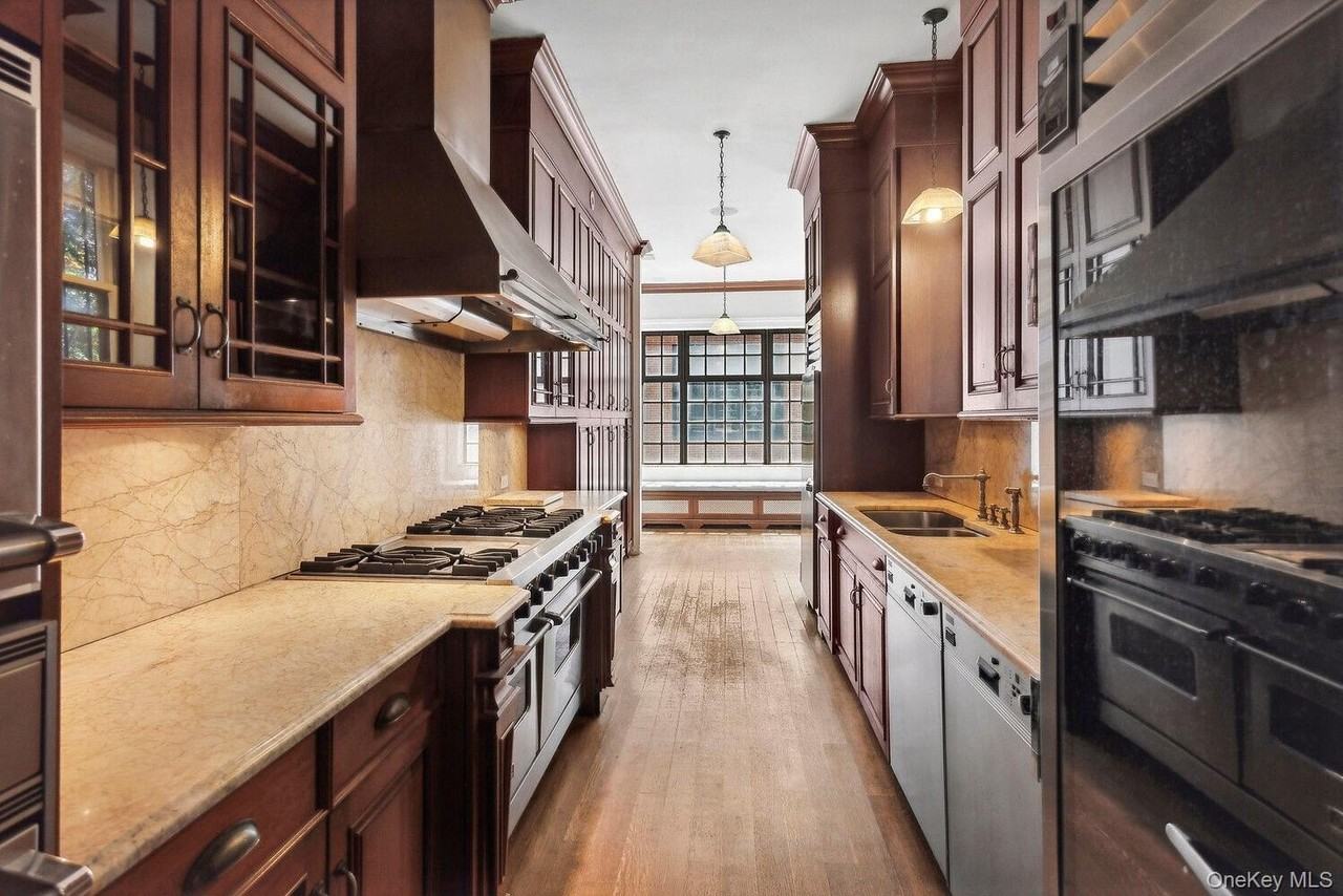 51 Hamilton Ter - Photo 5 of 12