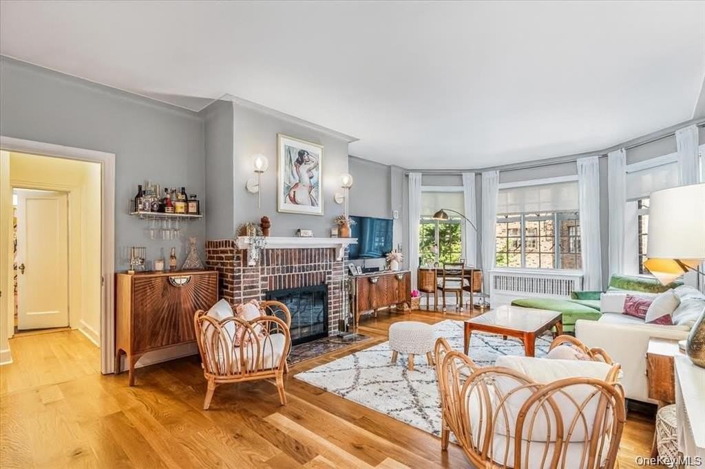 3830 Douglaston Pkwy #2G - Photo 3 of 19