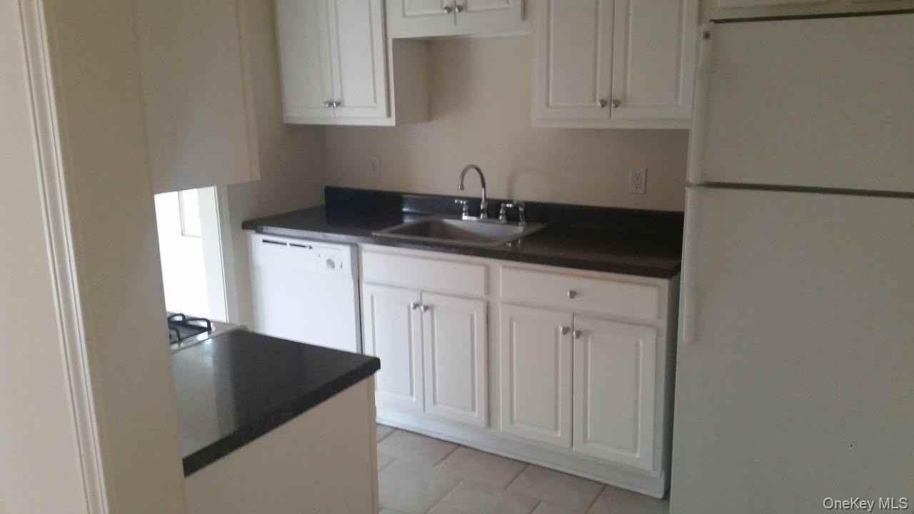 25 Henry W Dubois Dr #37 - Photo 3 of 8