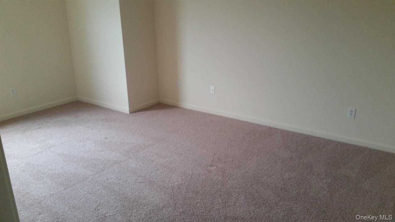 25 Henry W Dubois Dr #37 - Photo 5 of 8