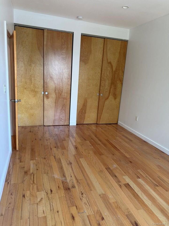 906 Gerard Ave #3B - Photo 5 of 5