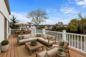 featured image of 1431 Old Northern Blvd #5