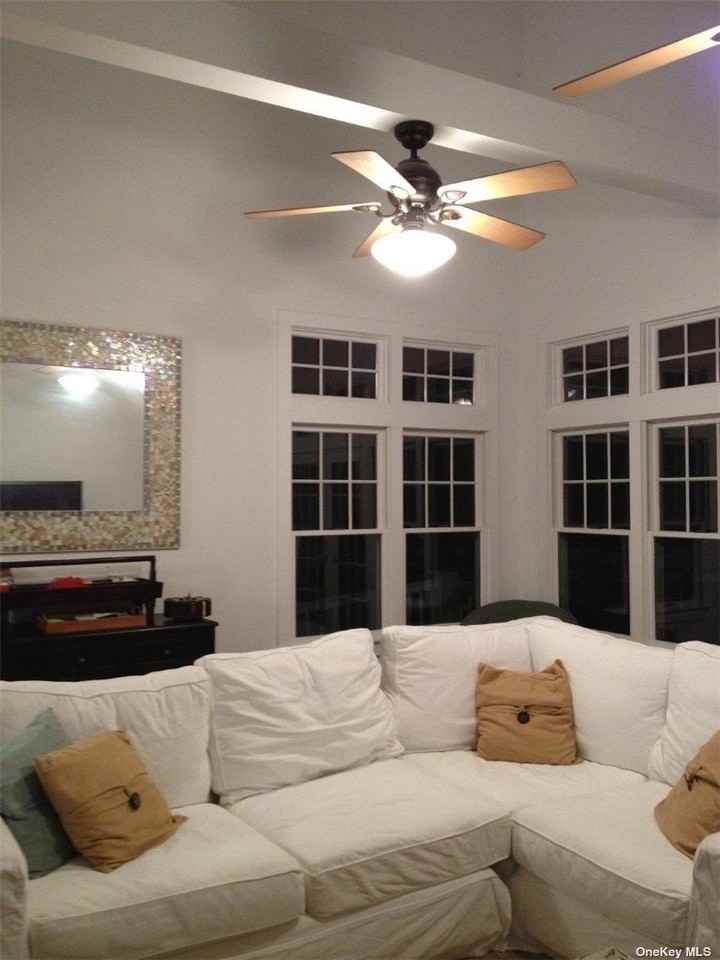 687 Ocean Breeze - Photo 4 of 9