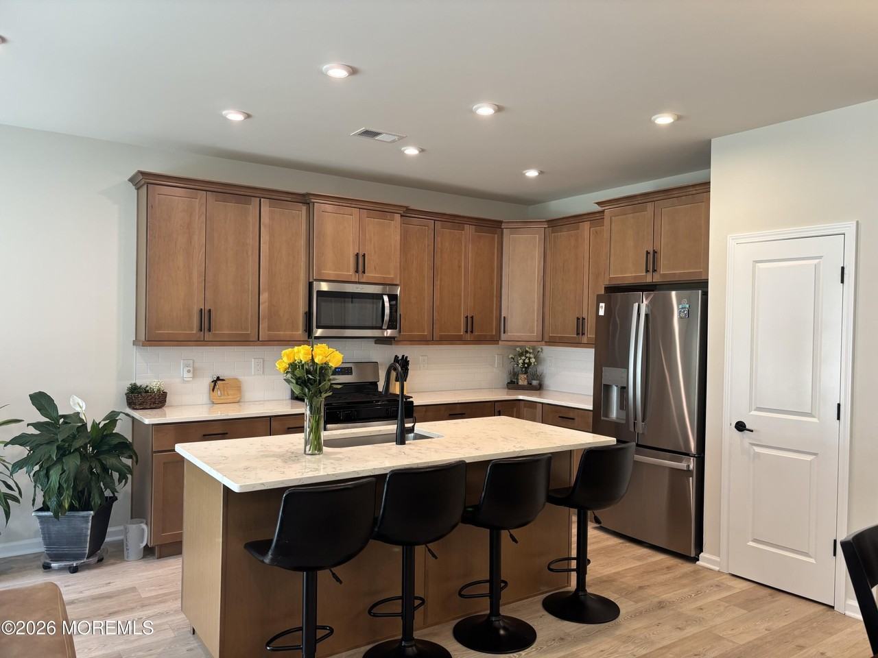 12 Coburgh Dr - Photo 6 of 24