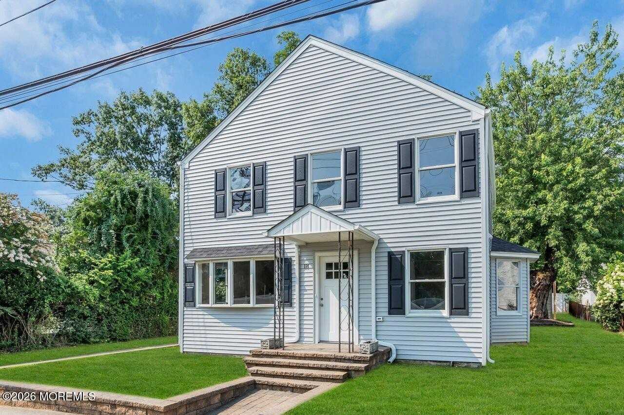 18 Maple Ave #A - Photo 2 of 24