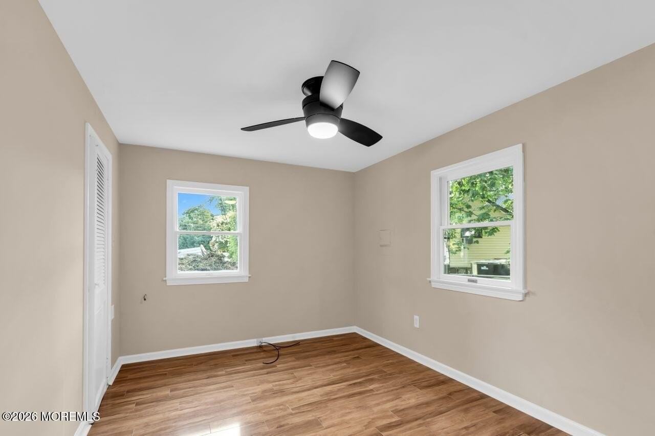 18 Maple Ave #B - Photo 7 of 12