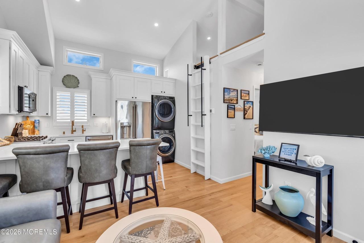 24 E Penguin Way - Photo 5 of 16