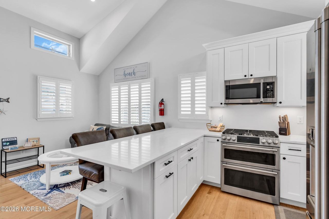 24 E Penguin Way - Photo 7 of 16