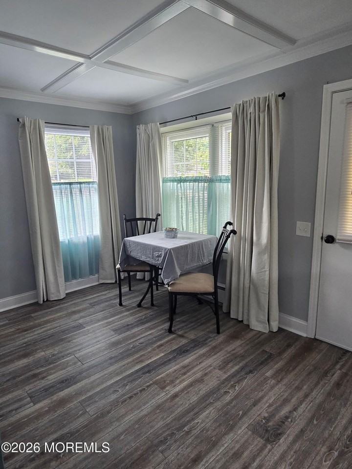 27 Stonybrook Rd #61 - Photo 2 of 10