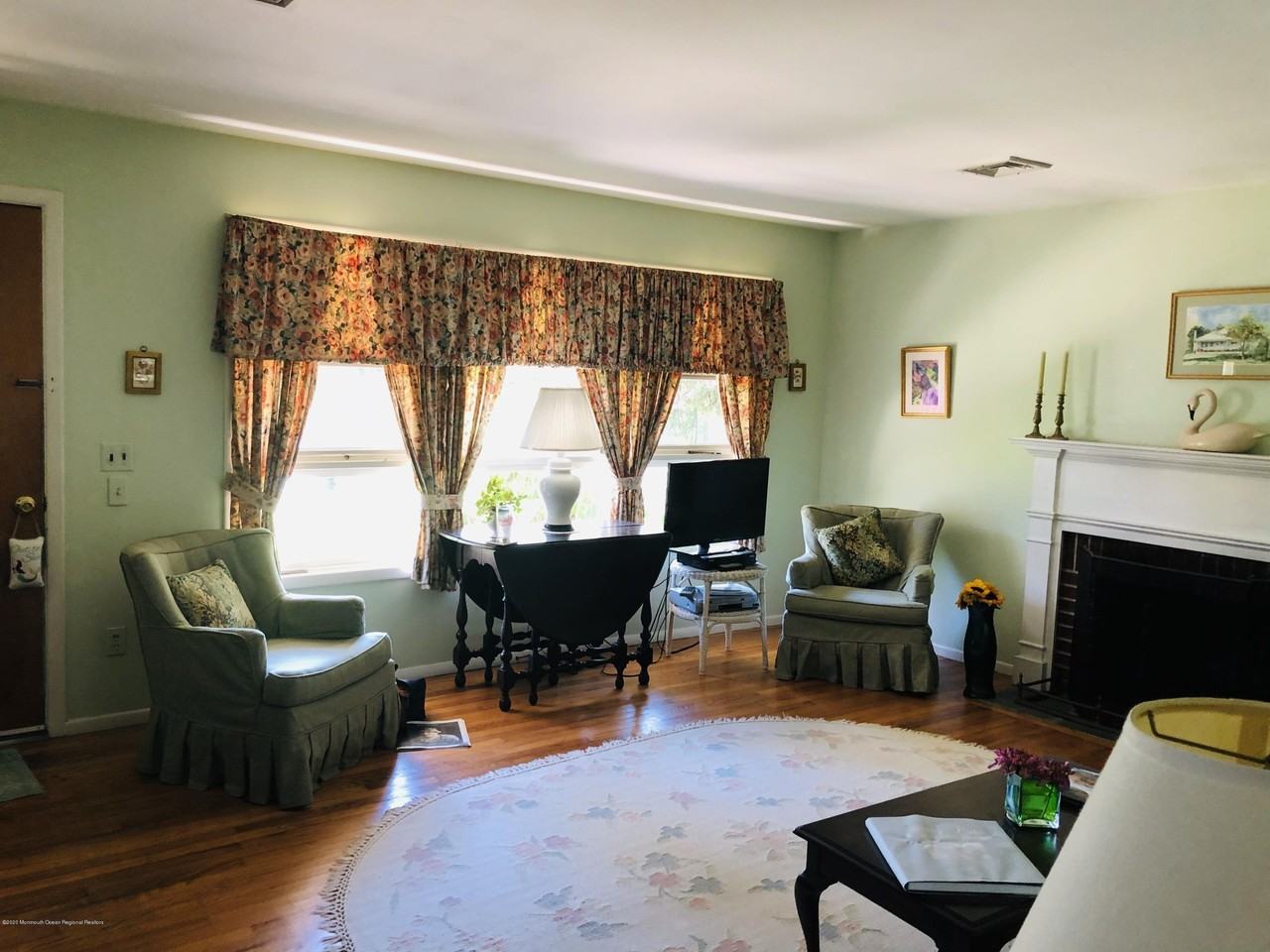 814 Shore Rd - Photo 6 of 23