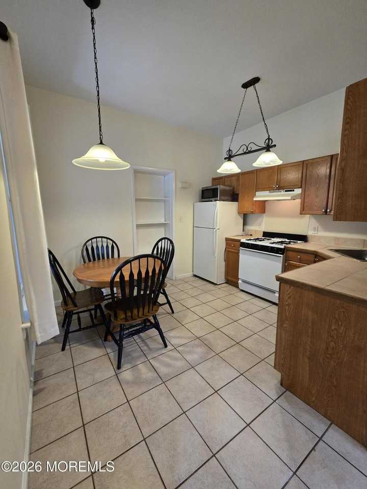 711 Grand Ave #1N - Photo 6 of 17
